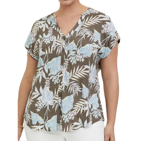 Torrid Challis Button-Front Dolman Sleeve Top - Picture 3 of 9